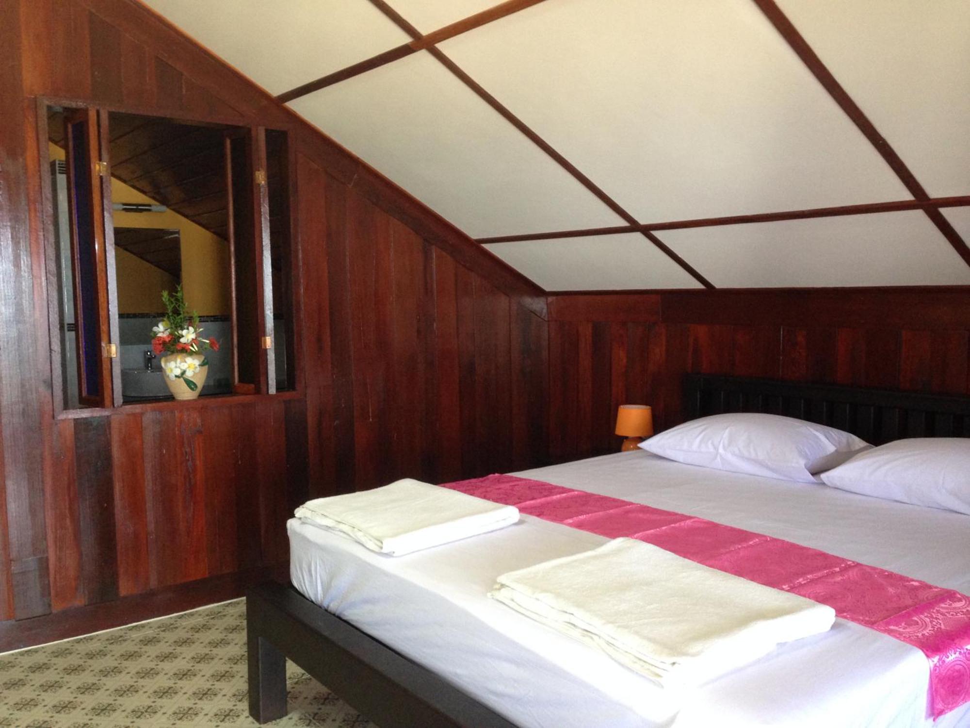 Sea Breeze House, Naiplao Beach Khanom Room photo