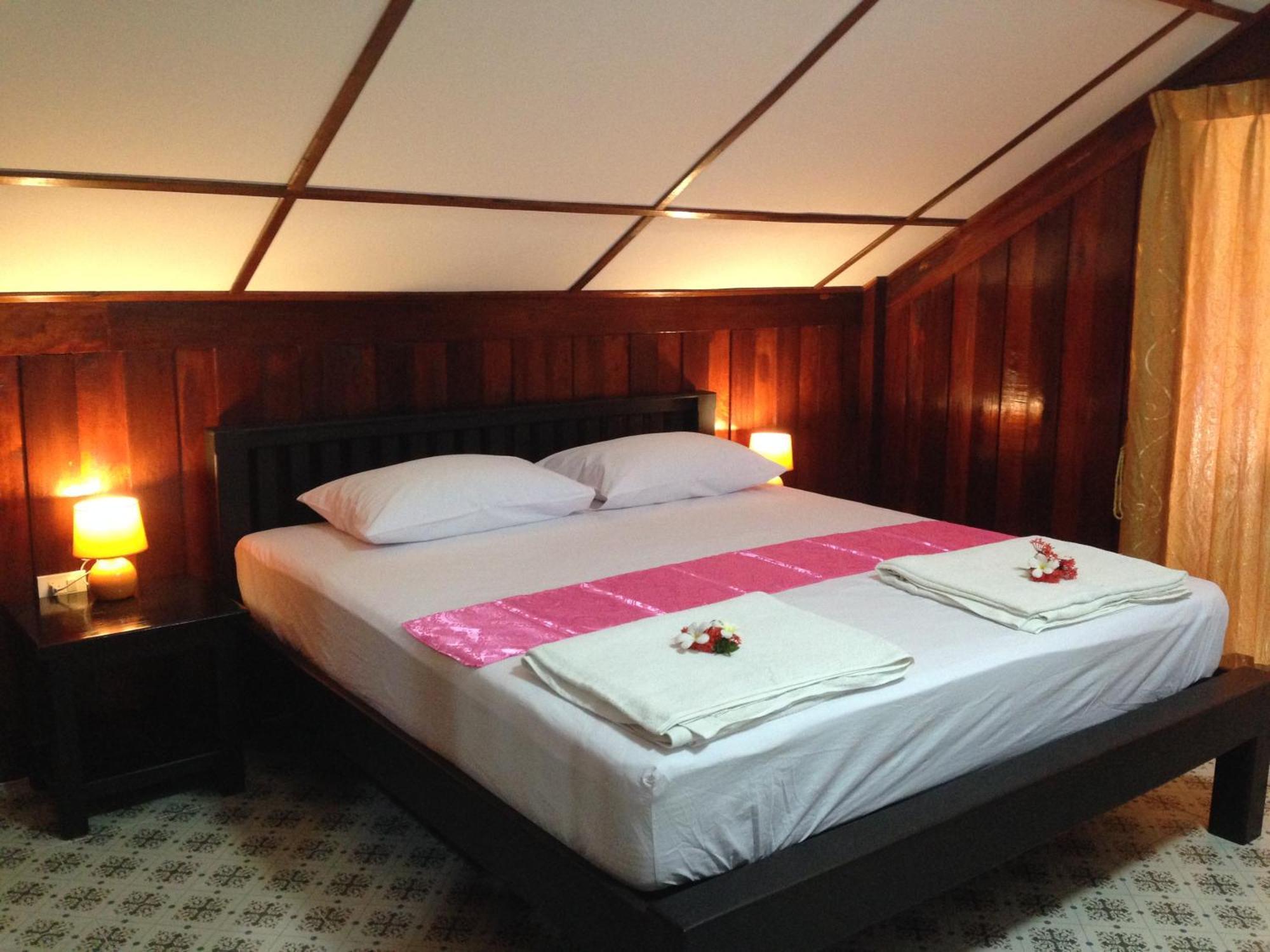 Sea Breeze House, Naiplao Beach Khanom Room photo