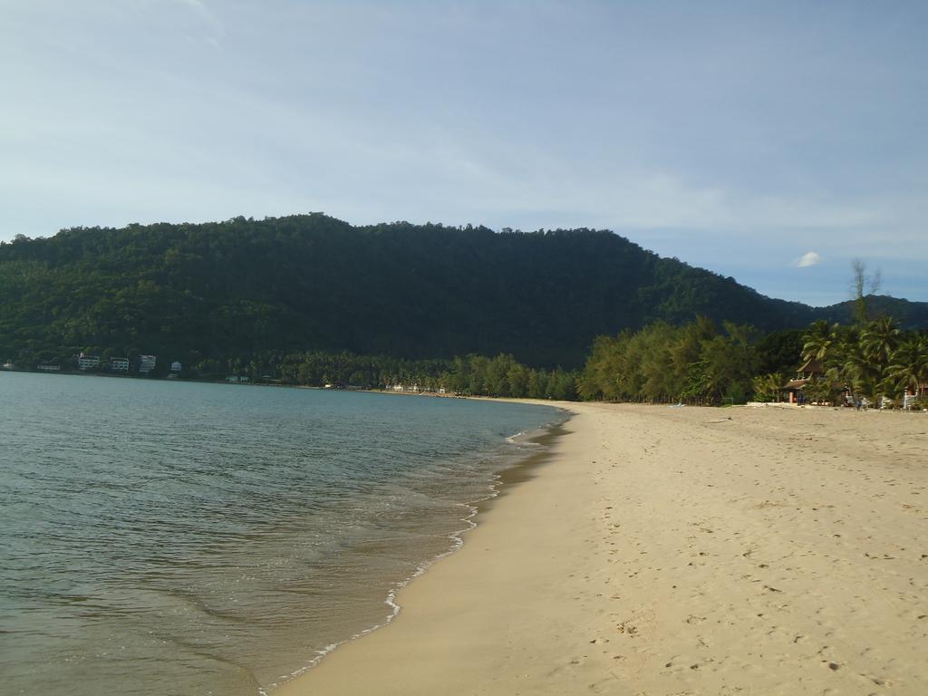 Sea Breeze House, Naiplao Beach Khanom Exterior photo