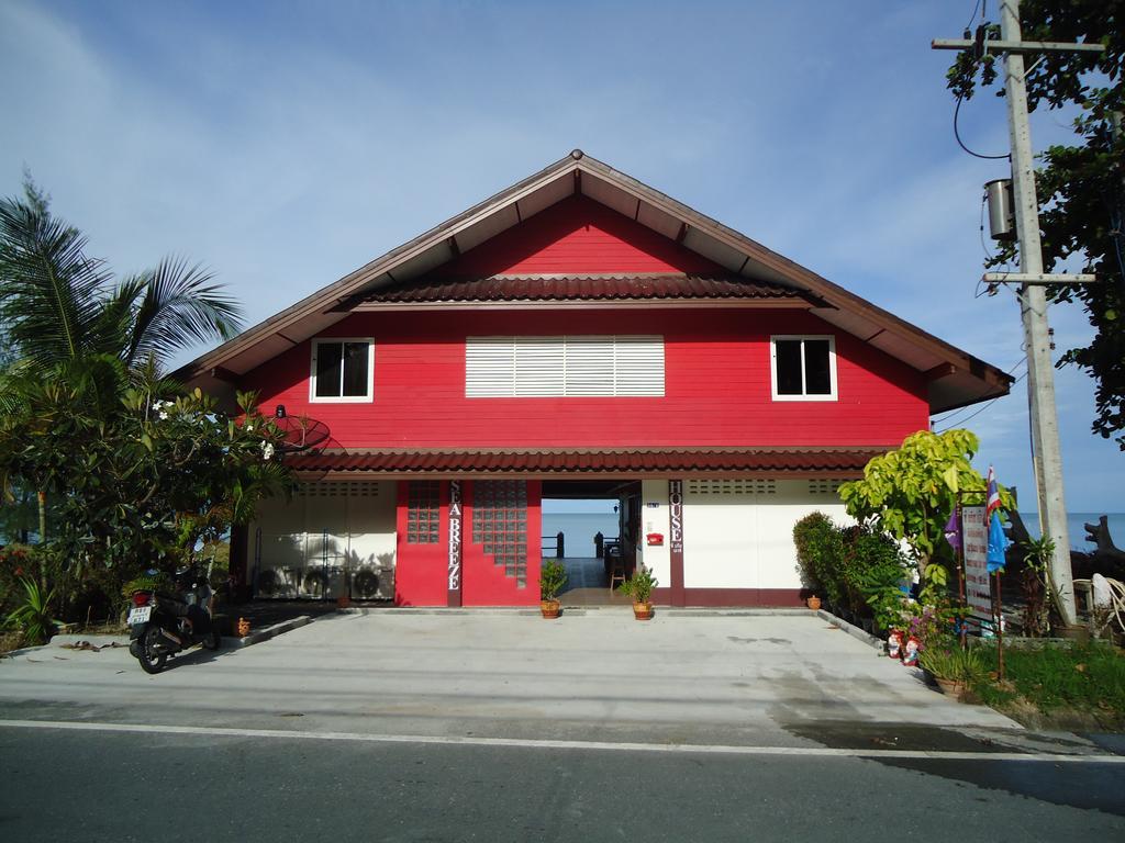 Sea Breeze House, Naiplao Beach Khanom Exterior photo